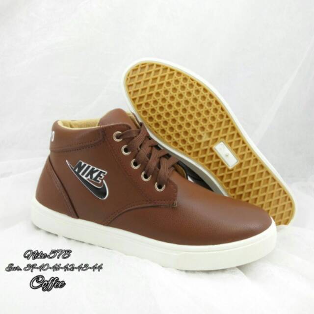 ,Sepatu boot santai NIKE 578 Cowok