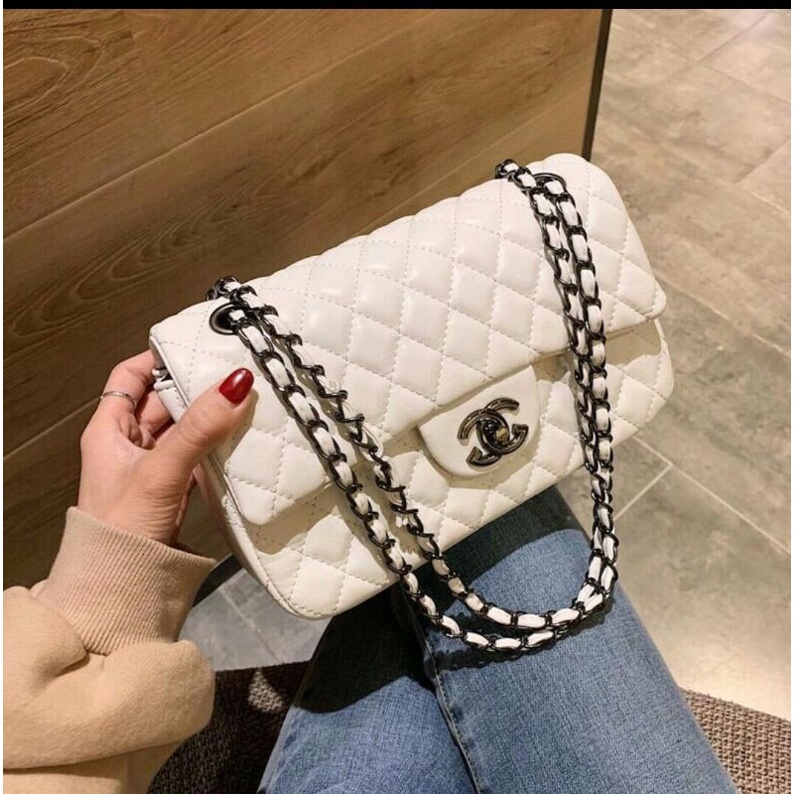 Tas selempang  Wanita CHANEL | CC