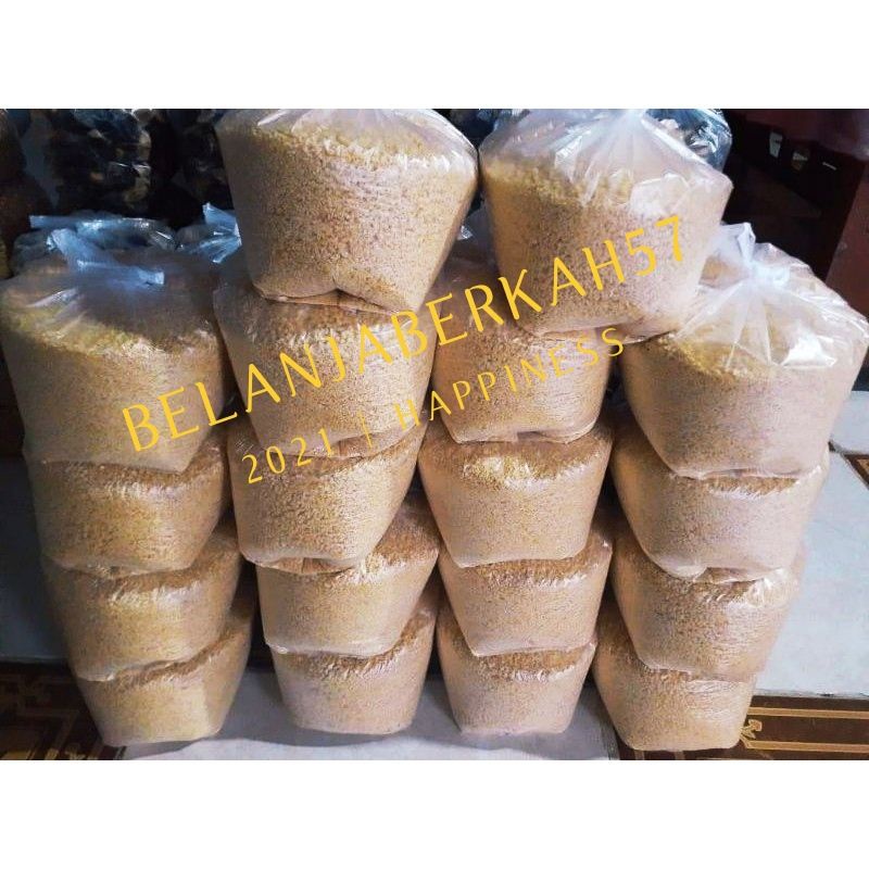 

BERAS SINGKONG/TIWUL/BERAS SINGKONG EMPUK ORIGINAL TRENGGALEK 1 KG