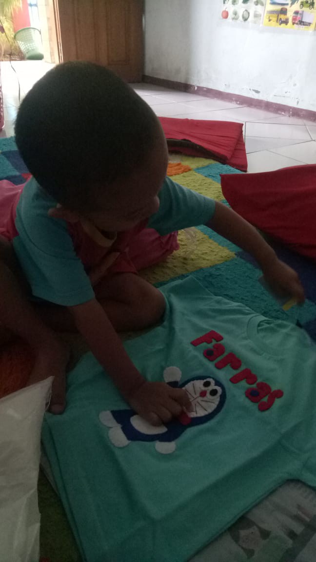 Baju Nama Dan Karakter Flanel Size 1