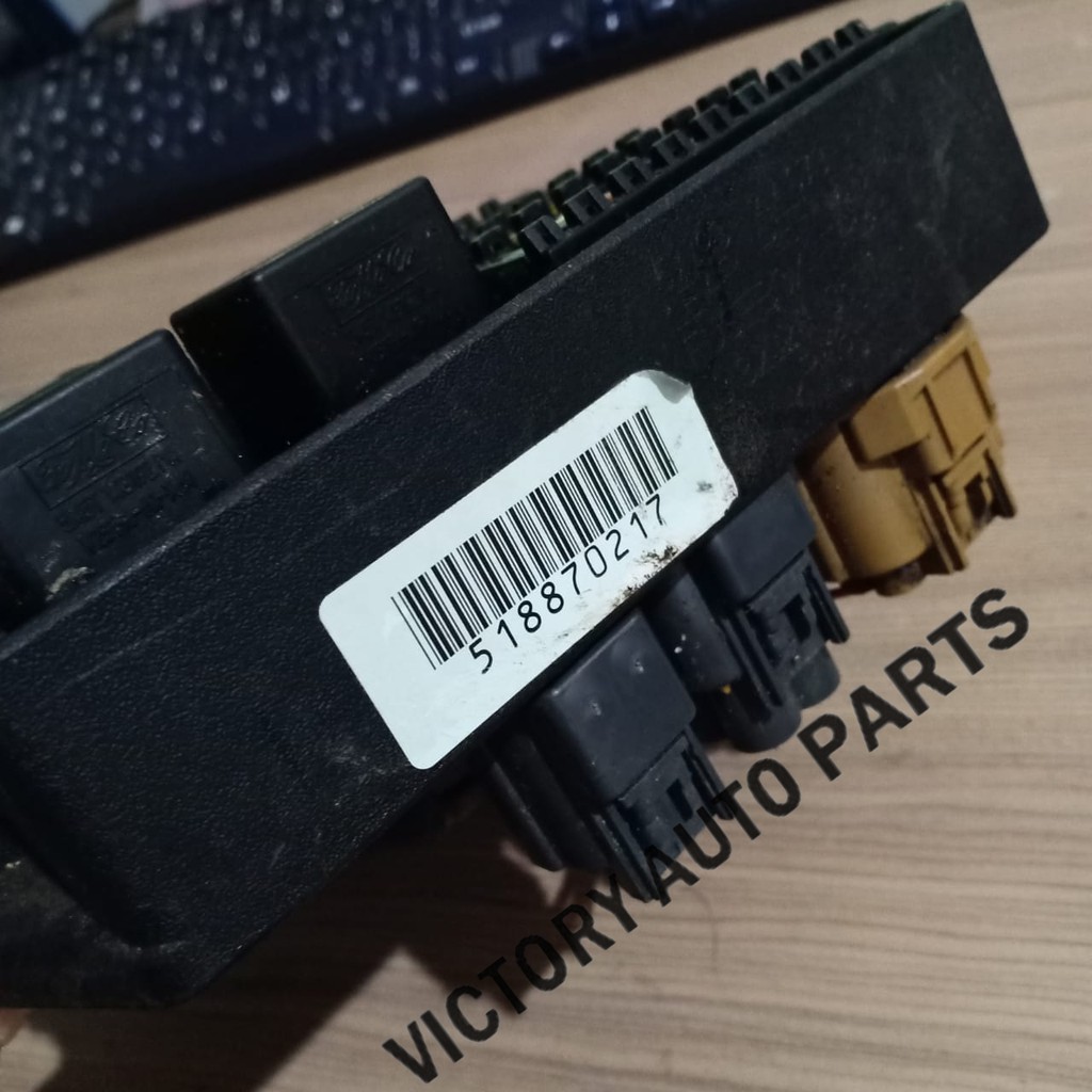 Fuse box Jaguar Xj XJ8 2007 518807217 5w93-14a073 ac ORI COPOTAN