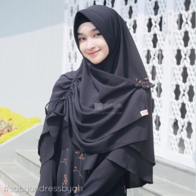 GlizHijab - Khimar Serut Sofia - Hijab - Khimar Syari Bahan Diamond - Size M-XXL