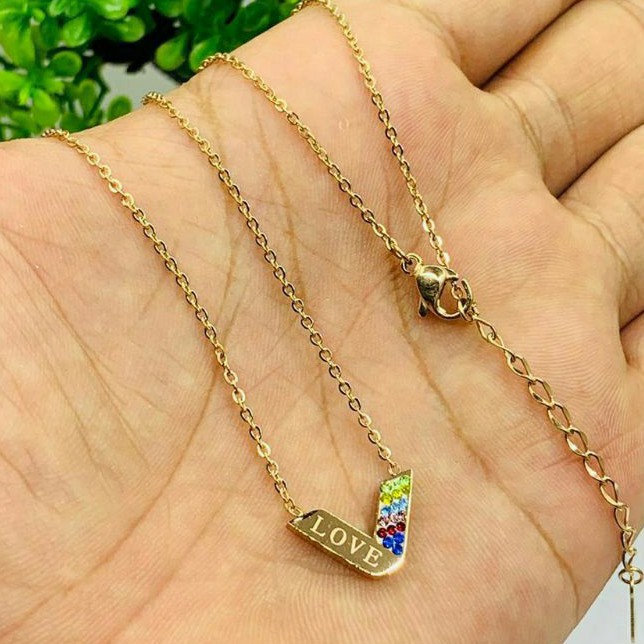 GG Kalung Titanium Variasi Liontin