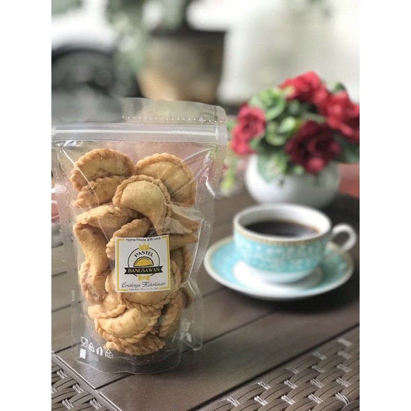 

PASTEL BANGSAWAN 200