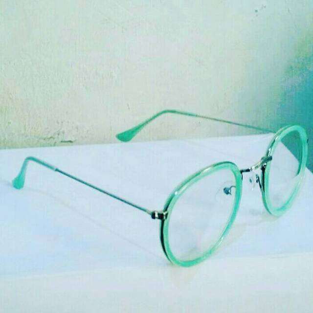 Kacamata bulat frame hijau