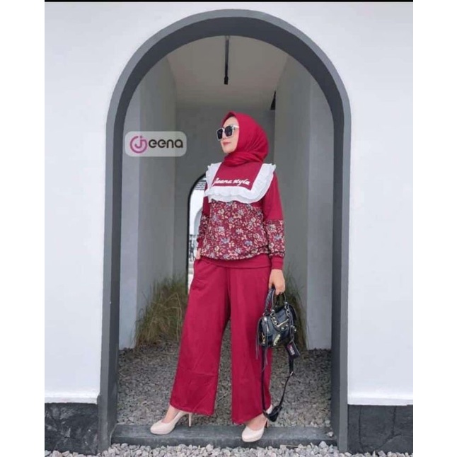 DEFANI ONE SET MERAH BOOKED A/N LUSIE