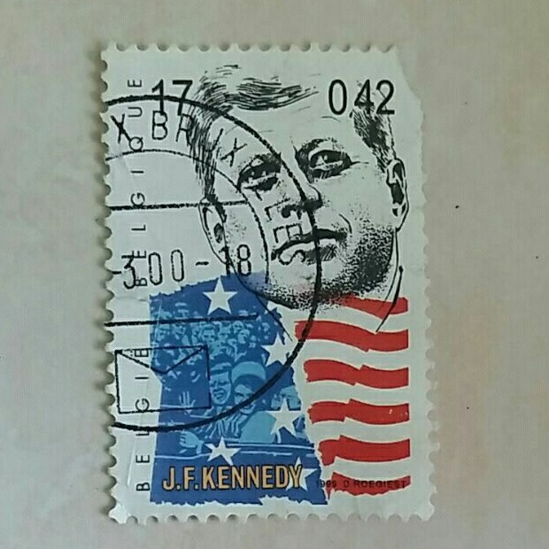 

(AD) Perangko Belgia 1999 Journey through the 20th century - John F. Kennedy (1917-1963) 17F Used