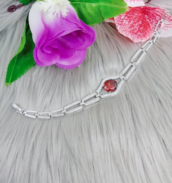 Gelang tangan mata merah 002