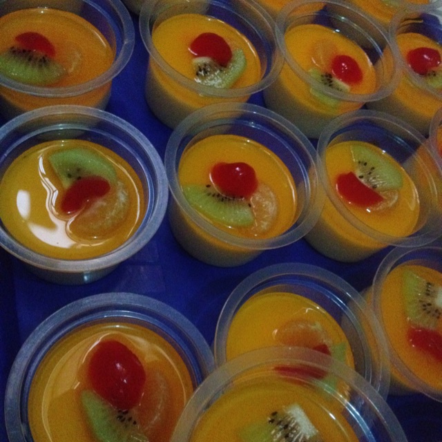 Puding silky / puding buah