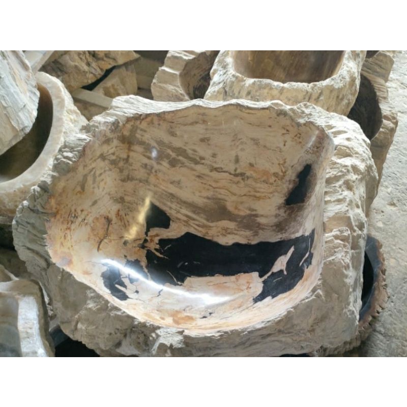 Wastafel Batu Fosil Kayu Diameter 40 Cm