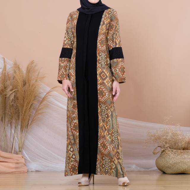 

Irsalina Rafaza Abaya Green