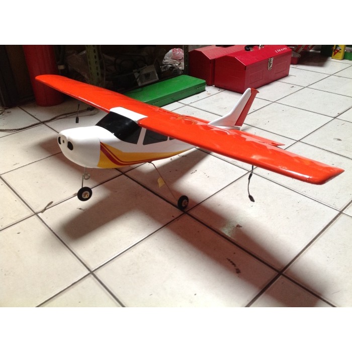 Pesawat Model RC Aeromdeling Cessna 206 Electric Trainer ARF Tanpa RC