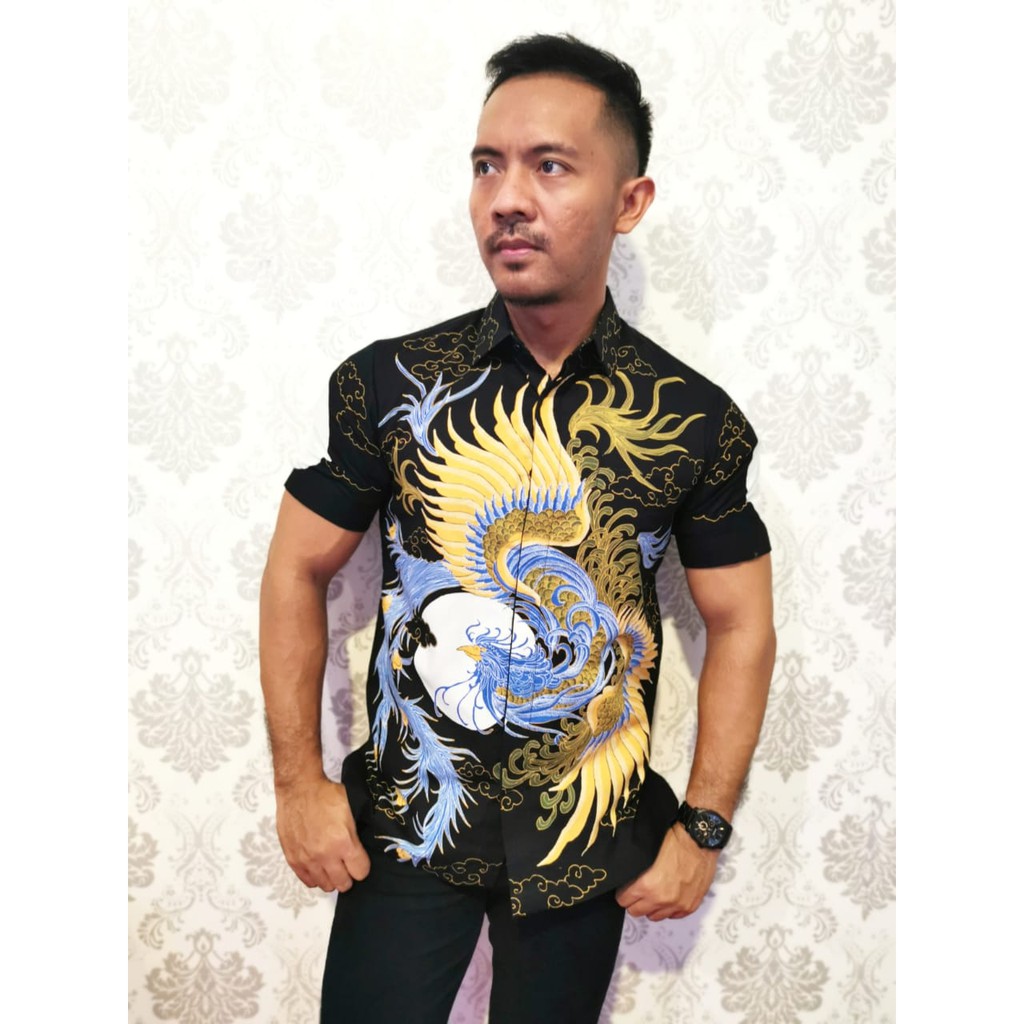 Kemeja Batik Tulis Pola Khas Trusmi Cirebon