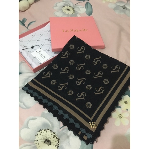 Preloved LASABELLE sharjah hitam