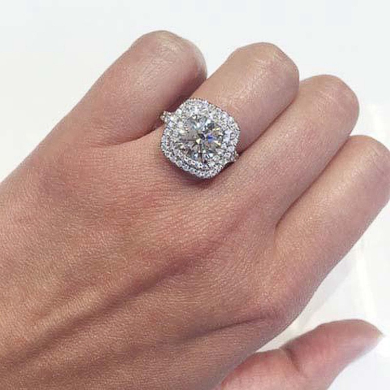 Cincin Kristal Cubic Zirconia Warna Silver Gaya Klasik Untuk Wanita