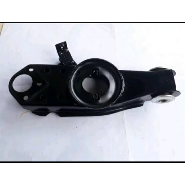 SAYAP BAWAH KANAN MITSUBISHI L300 DIESEL