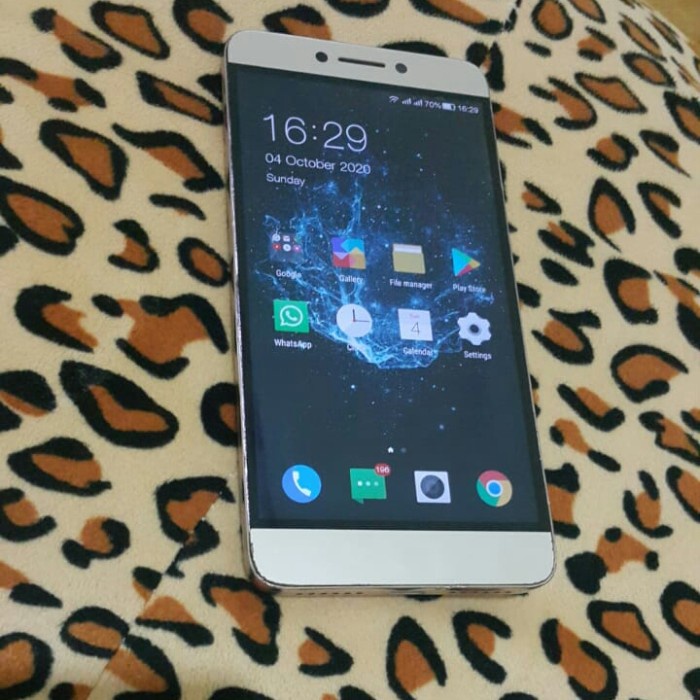 HP Android 4G seadanya CoolPad R116 ram 3gb rom 32gb ada infrared