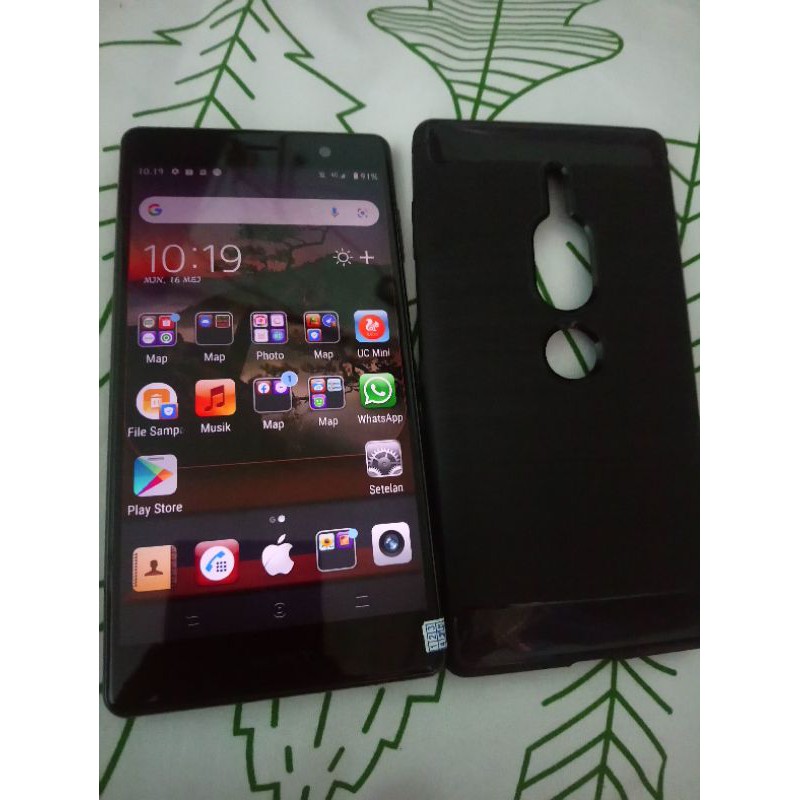 sony xperia xz2 premium (6/64) mulus like new + case