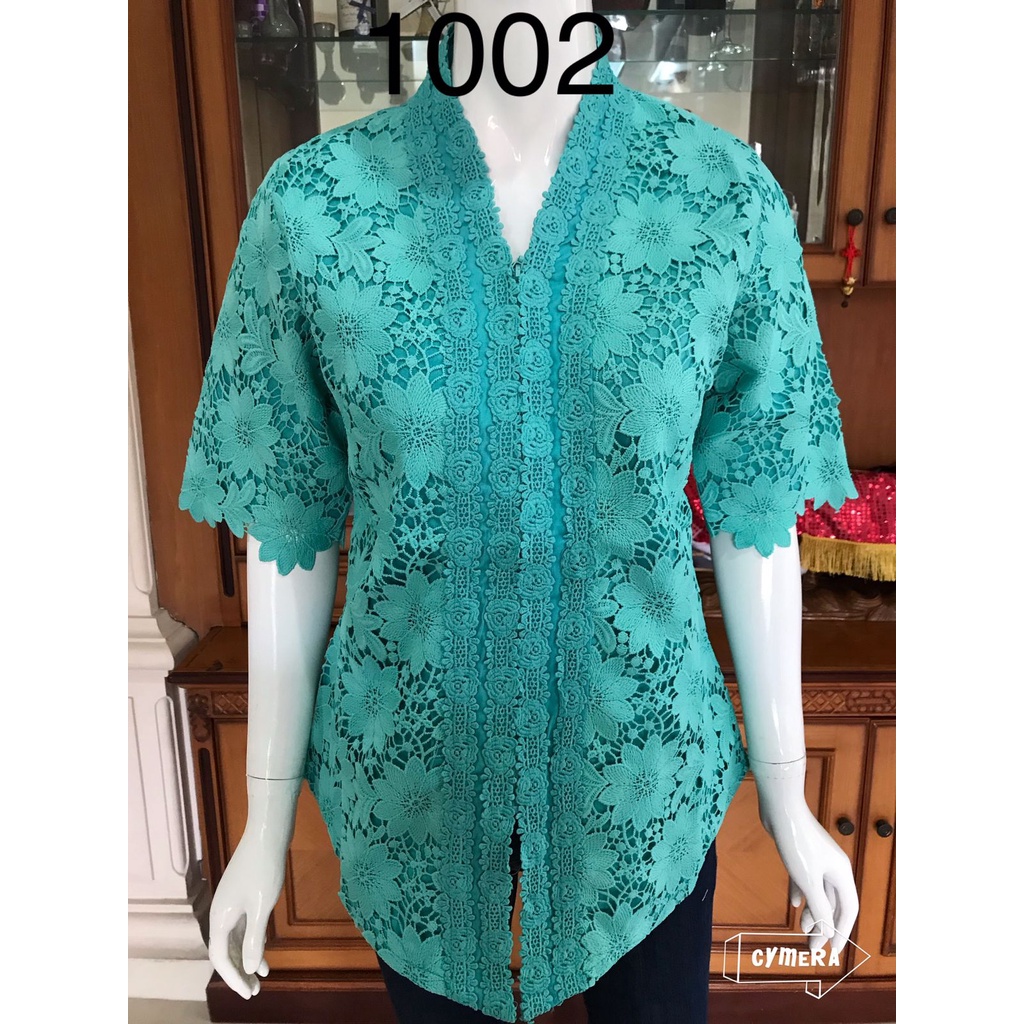 1002 kebaya brukat full depan lengan pendek alexuez pdk brukat tebal full depan