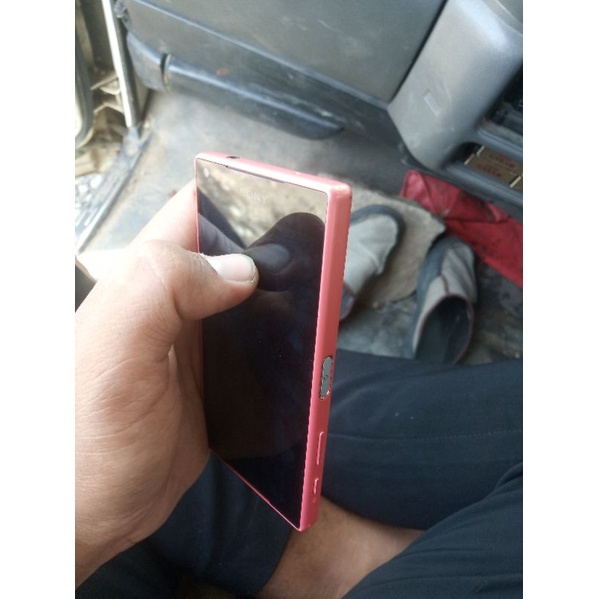 Xperia Z5 Compact Docomo 2/32