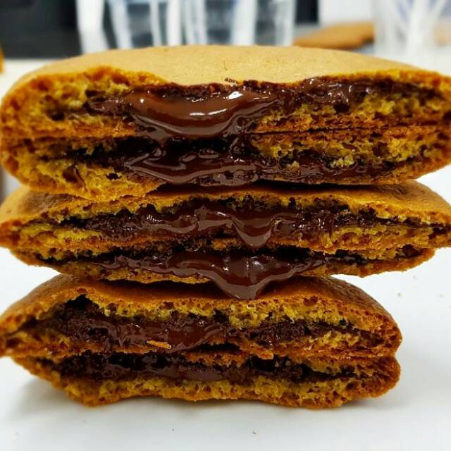 

Sehangat Pia Cookies/ Melted Choco Pie