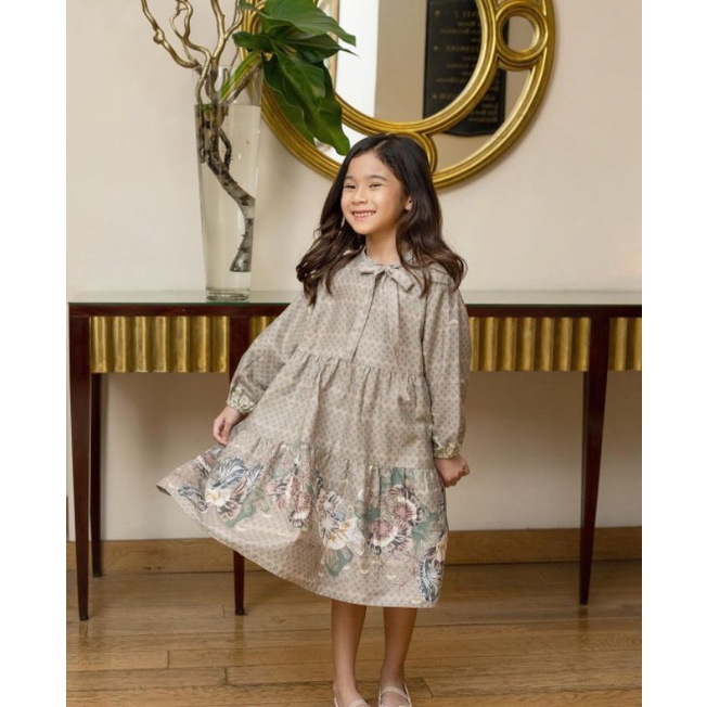 CARISSA DRESS NYLA DRESS by Geulis