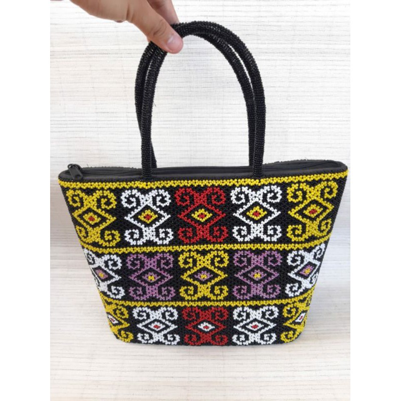 

Tas manik ukuran besar tipe 01