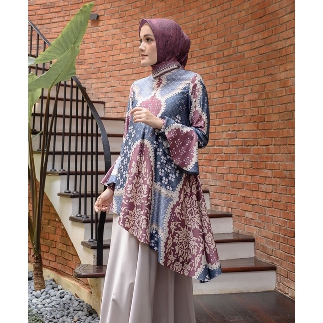 preloved anggrek tunic laelia size xs by wearing klamby