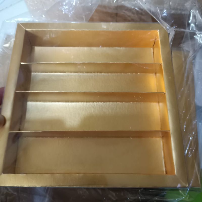 

Sagara box - kotak sekat custom - 14x3,5cm persekat - tinggi 2,5cm - sudah pakai mika