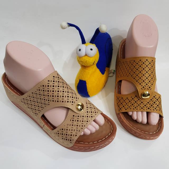 HINDITO WADGES.RINGAN DAN NYAMAN