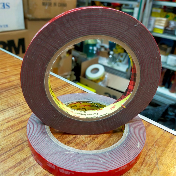 

Unik 3M Double Tape Vhb Tape - Perekat Aksesoris - Lem Talang Air Mobil Gilaa!!!