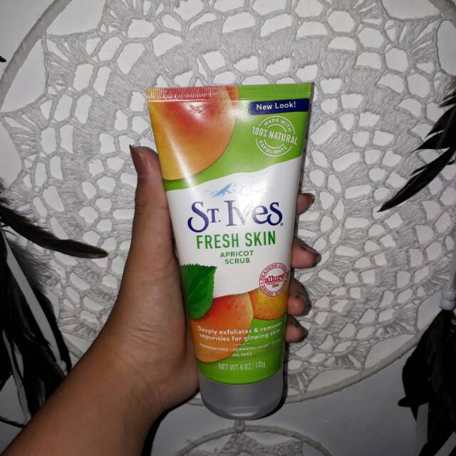 St.Ives Apricot Scrub