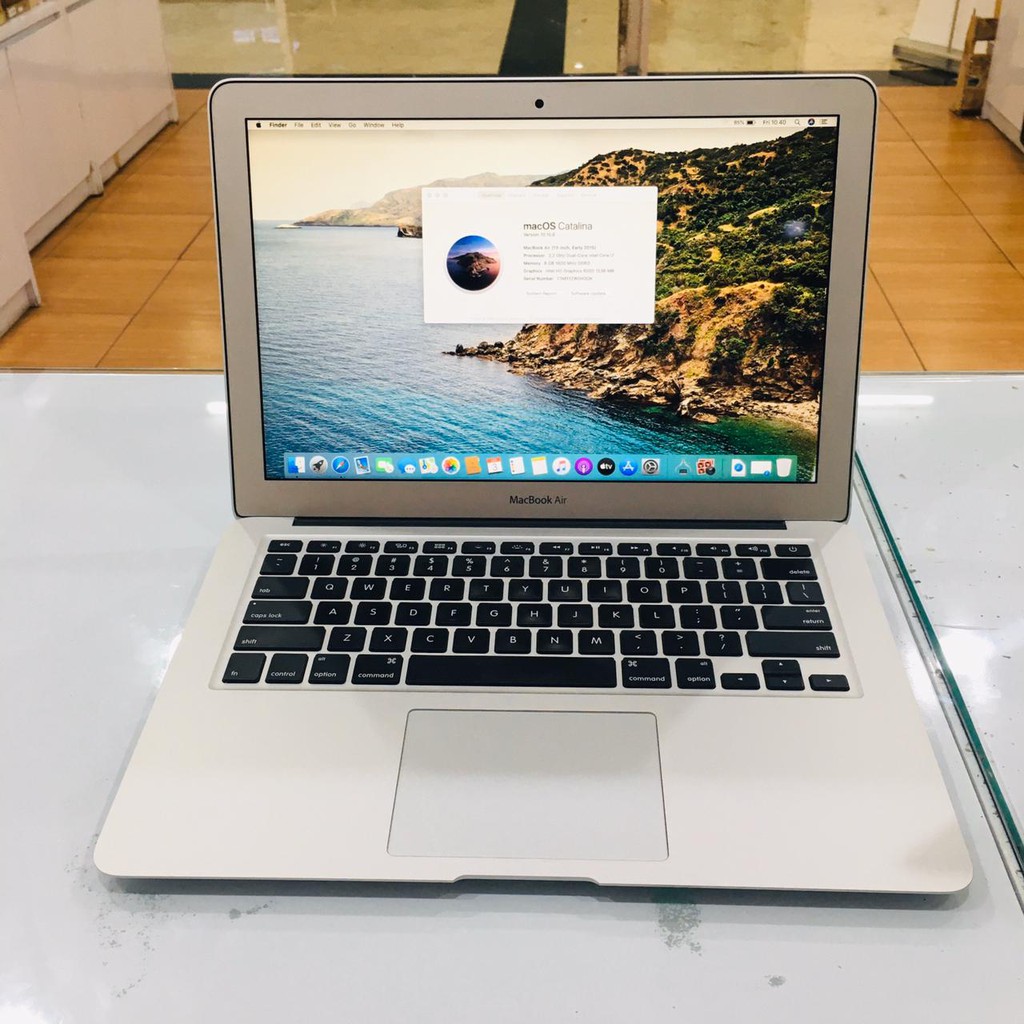 Second Macbook Air 13inch 2015 Silver Core i7 Dual Core 2.2GHz Ram 8GB
