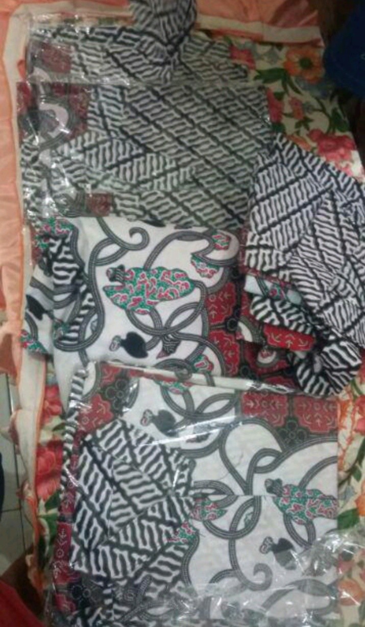 Batik Couple Keluarga Sania Ruffle Ori Ndoro Jowi Dnt Motif Morena