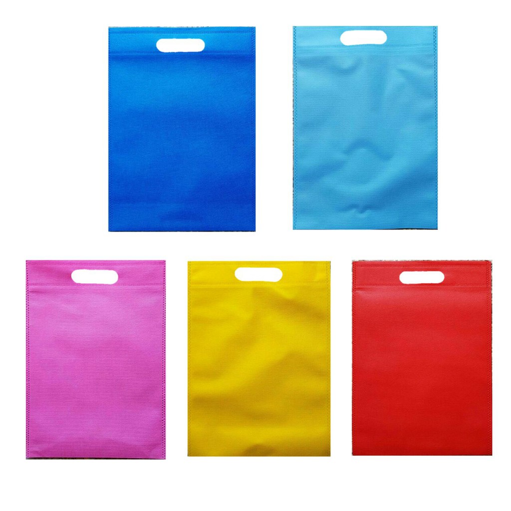

25 x 35 cm Tebal 75 gsm Tas Spunbond Gagang Oval Polos Ukuran Sedang M Goodie Bag Souvenir Gift Goodi Goody Godie Gody Besek Hadiah Event Bagi Furing Kain Spunbon Spunbound Kaen Tebel Press Tenteng Handle Pegangan Lubang Lonjong Sedeng Medium gram 25x35 g