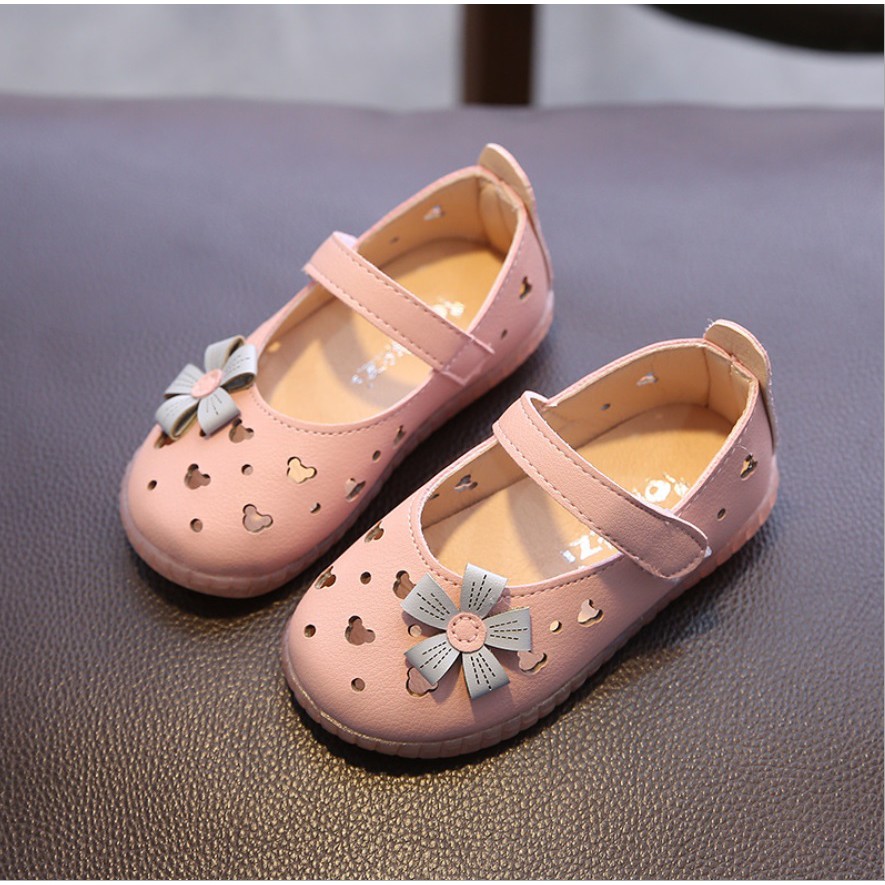 B81- Sepatu anak import motif bunga kualitas premium