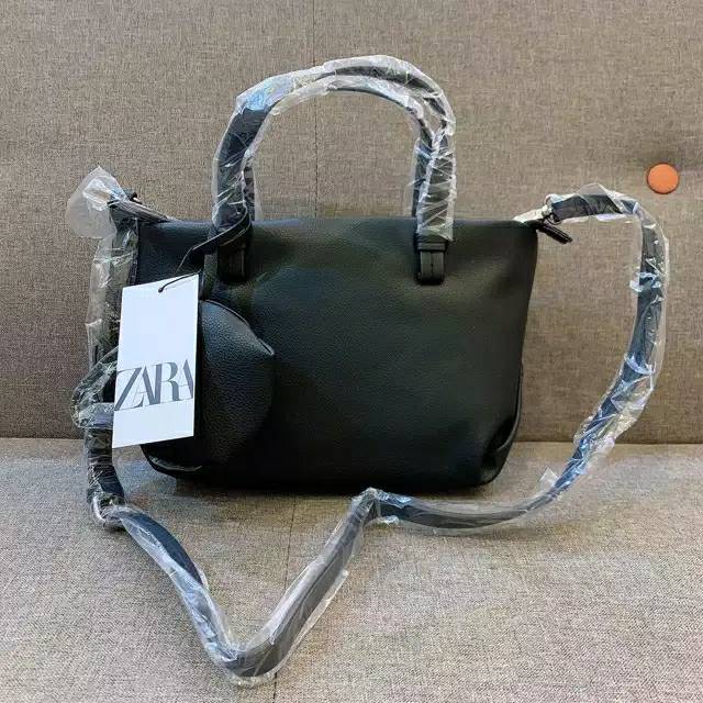 Tas zara sling bag black