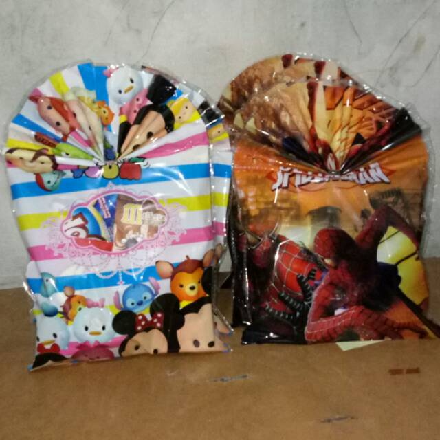 

Paket ulang tahun