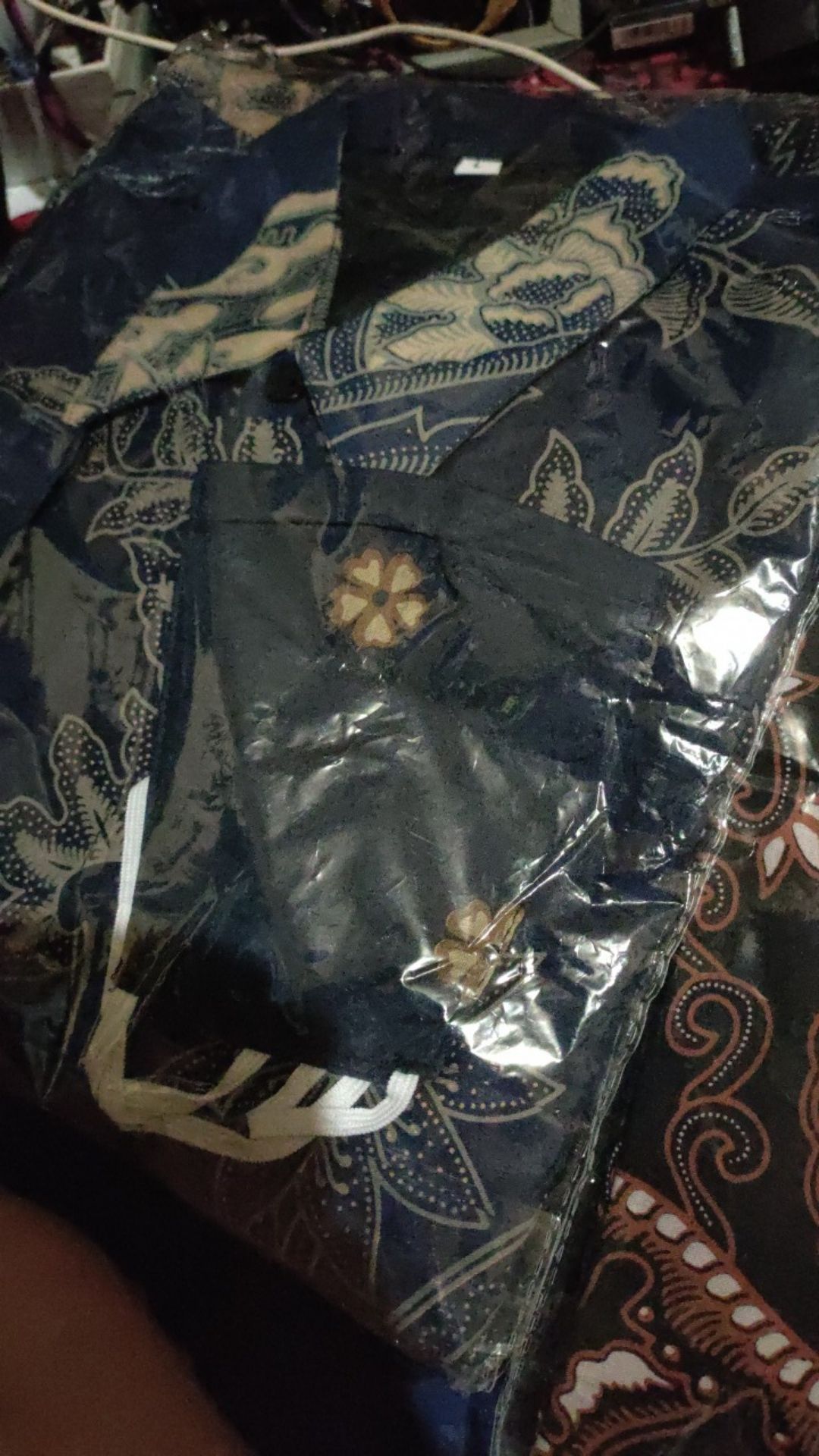 Motif Parang Peksi Dongker Kemeja Batik Prabu Bahan Katun Baturaden Reguler Fit