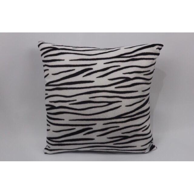 Bantal sofa bludru bulu halus lembut motif leopard sapi zebra macan jerapah murah unik ukuran 35