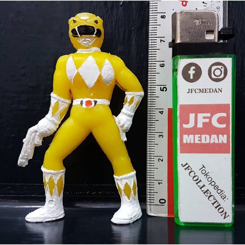 boi sabertooth yellow ranger zyuranger