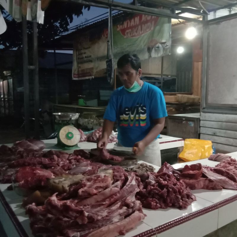 

Daging lokal