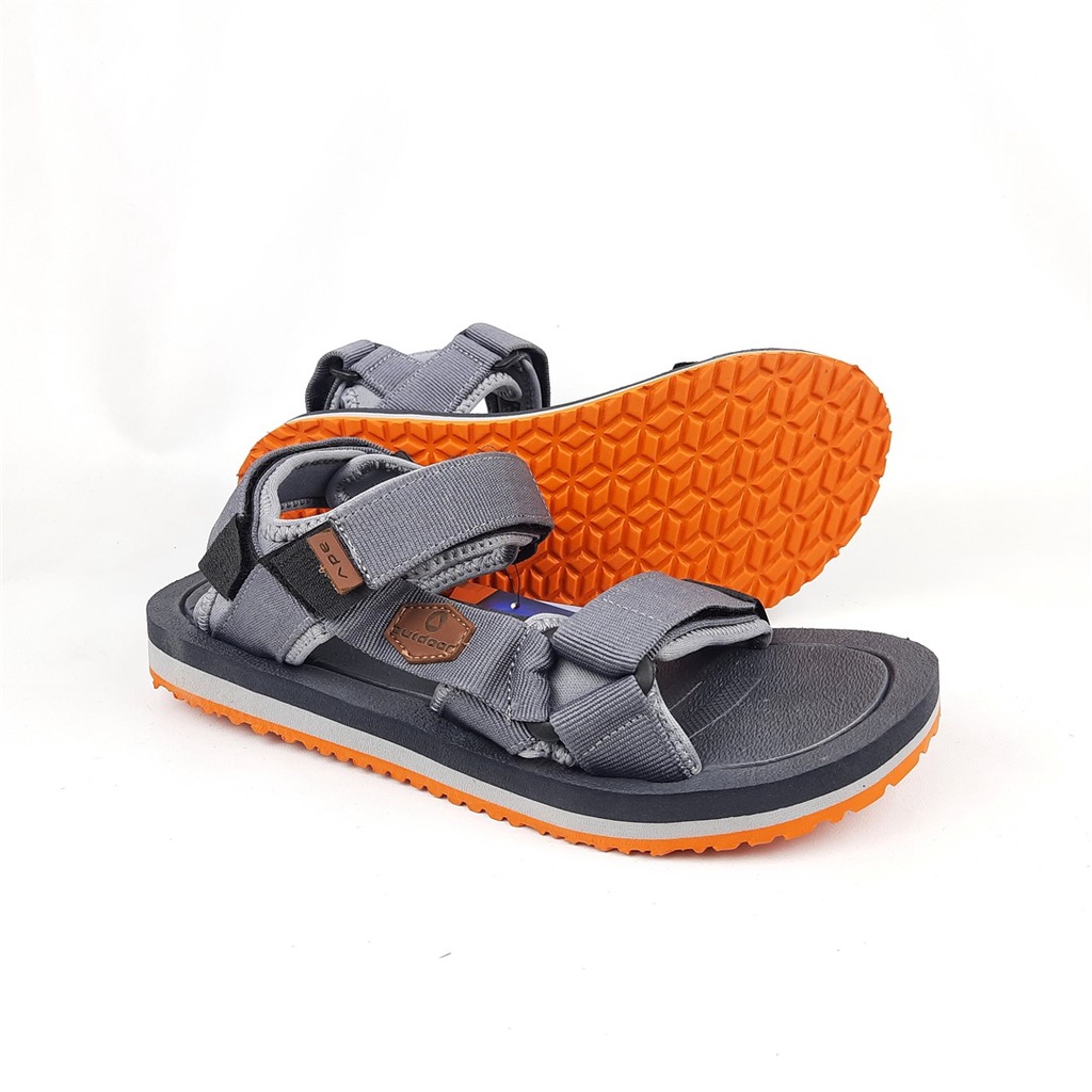 Sandal gunung pria Outdoor Vozzen 38-43