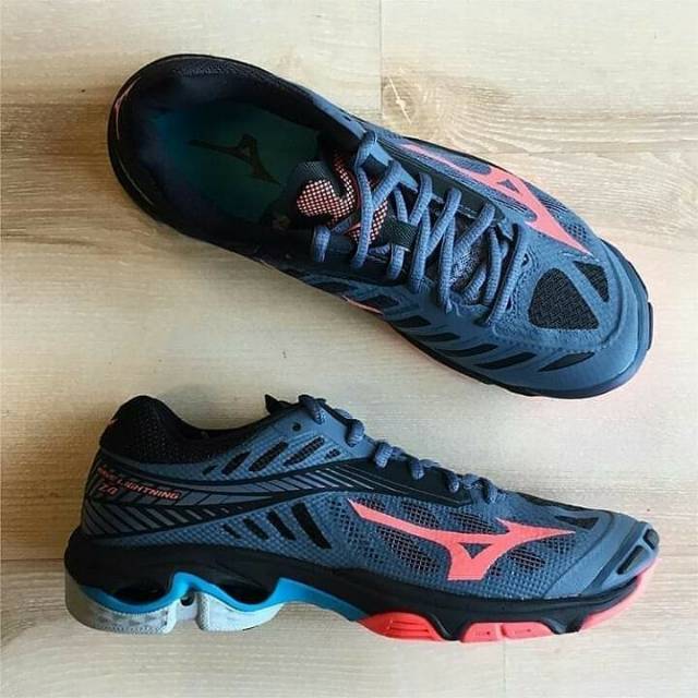 Mizuno WLZ 4 Original Sepatu Volli