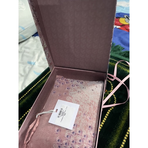 preloved prayer robe buttonscarves