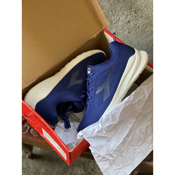 Diadora joven running