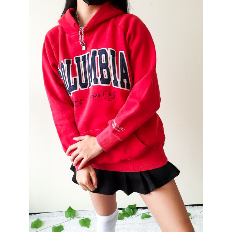 DGT COLUMBIA HOODIE IN RED