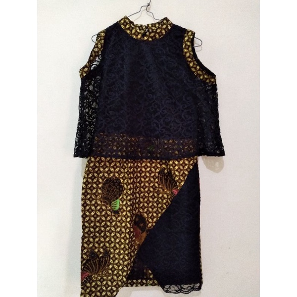 Party dress batik merk melvee batik