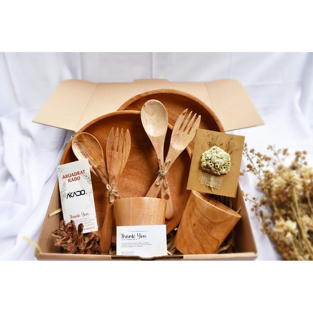 

Adara Hampers - Alat Makan Kayu (6 pcs) Gift / Parcel / Kado / Hadiah / Souvenir Lebaran Ramadhan Idul Fitri