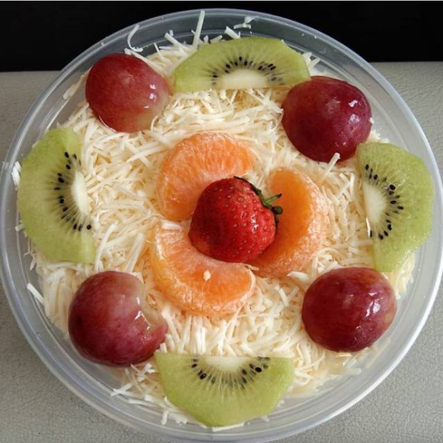 

Salad buahku 400ml #saladbuahenak #saladbuahsegar